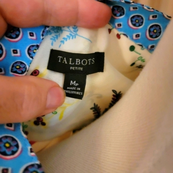 Talbots Dancing Floral Women's Popover Blouse Size Medium Petite - Picture 6 of 6